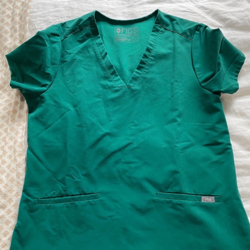 Figs Hunter green Casma scrub top